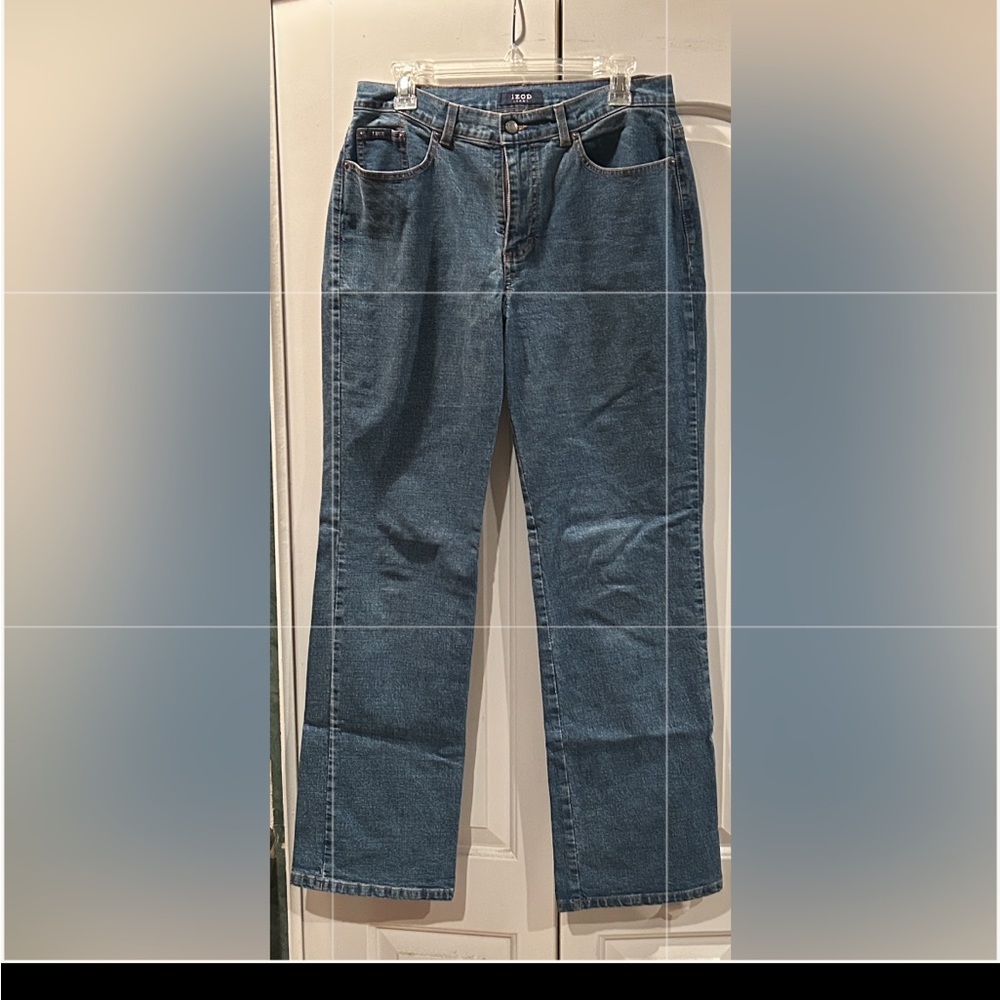 Izod women’s boot cut jeans